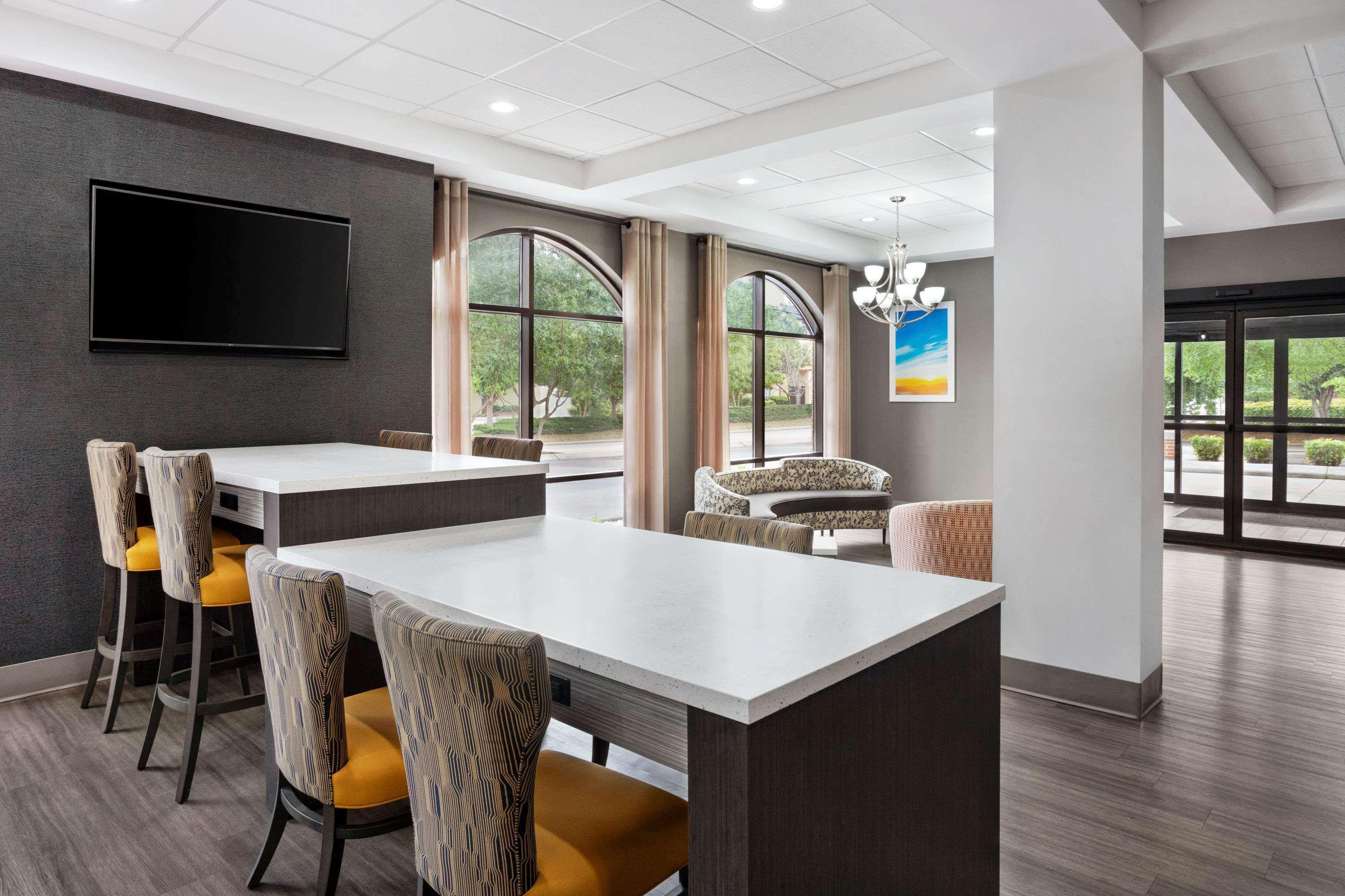 Days Inn & Suites By Wyndham Мърфрийзбъроу Екстериор снимка